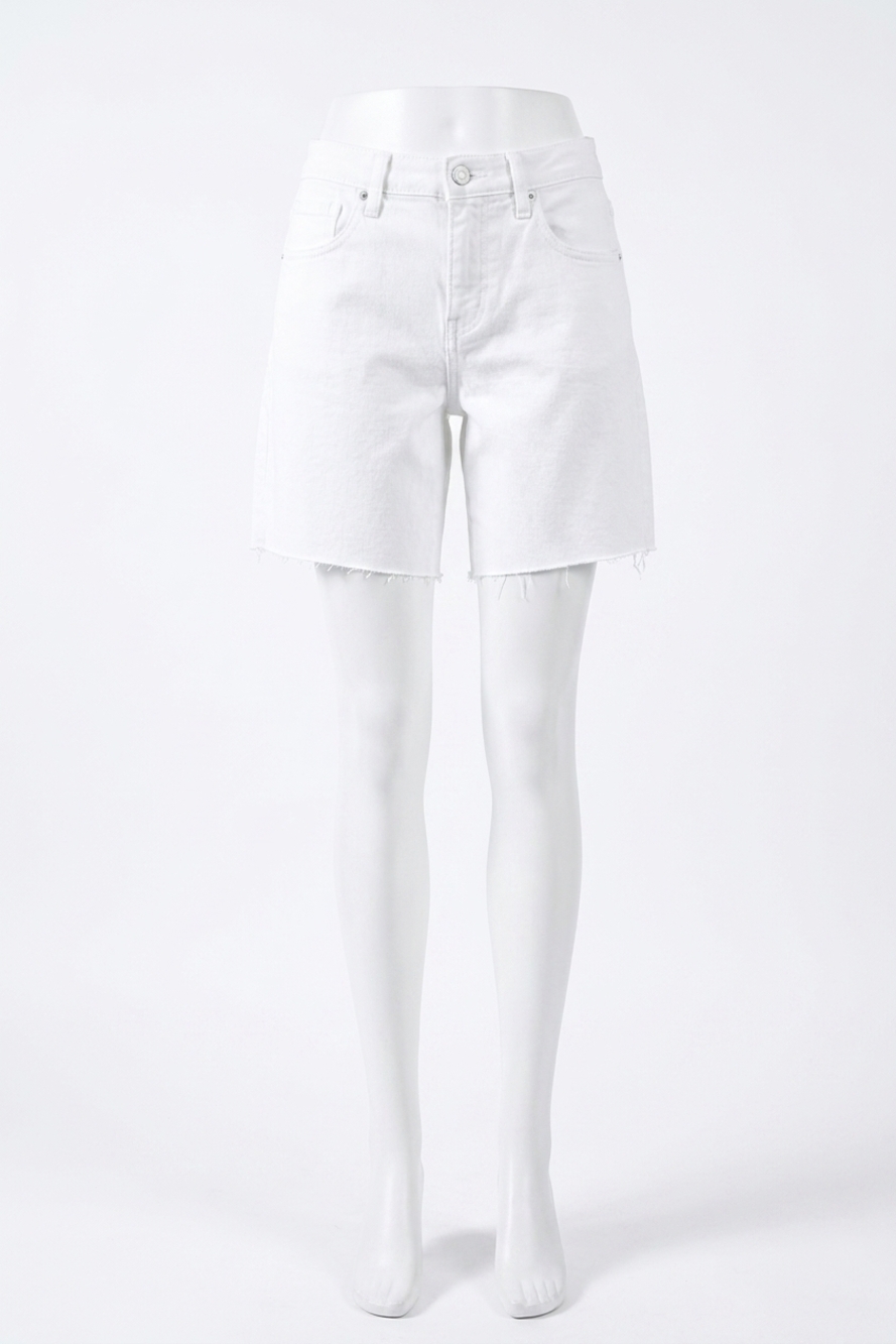 NEW JUST BLACK DENIM mid rise bermuda short in optic white